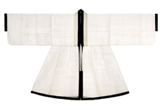 The Costume, the Pattern of Joseon Dynasty: Confucian Scholars’ Ceremonial Robe, White Sim-ui