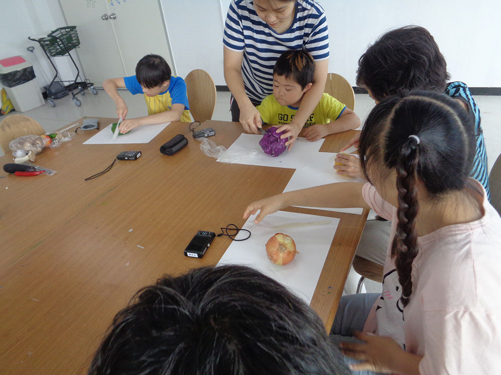Everybody’s Happy in Arts – Arts of Sharing, art program for isolated classes (5)