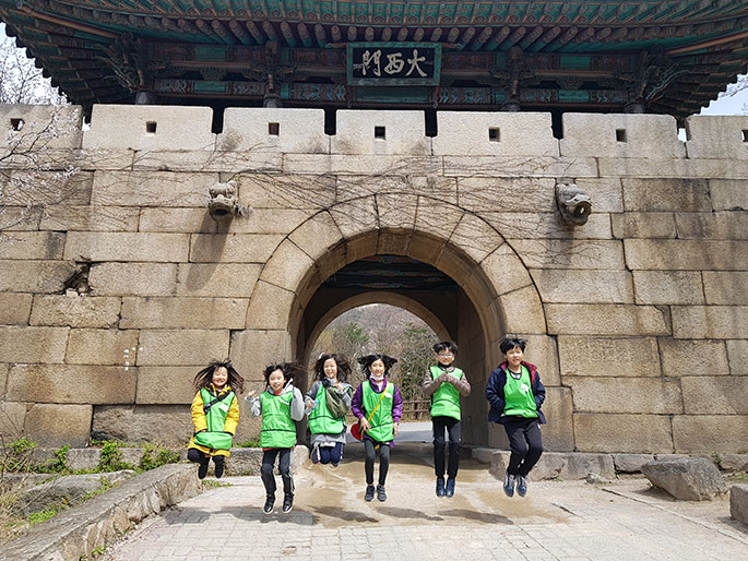 《Bukhansanseong Fortress Young Archeologist Class》